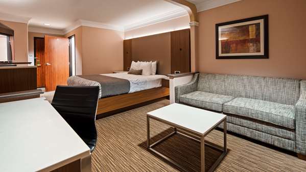  - Best Western Plus Suites Hotel Inglewood