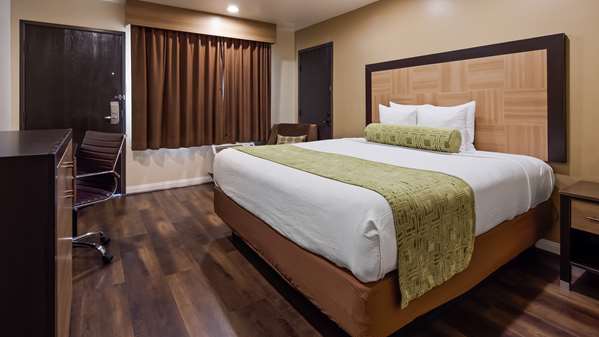  - Best Western Plus Glendale Hotel Los Angeles