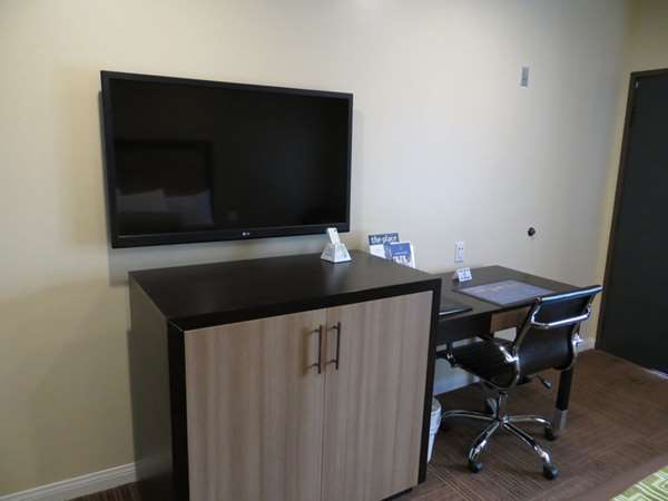  - Best Western Plus Glendale Hotel Los Angeles