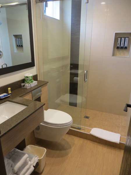  - Best Western Plus Glendale Hotel Los Angeles