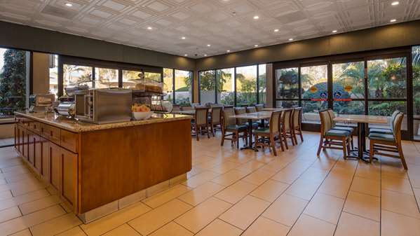 Restaurant - Best Western Plus South Coast Inn Goleta