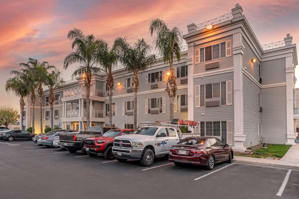 Exterior view - Best Western Luxury Inn Tracy - I-205, Exit 8