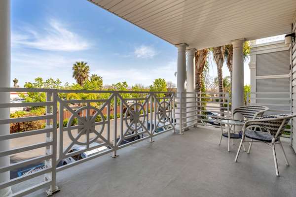  - Best Western Luxury Inn Tracy - I-205, Exit 8