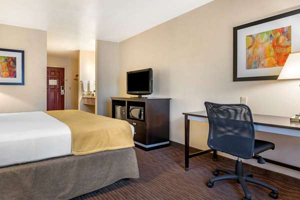  - Best Western Luxury Inn Tracy - I-205, Exit 8