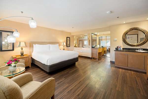 Suite - Best Western Plus Las Brisas Hotel Palm Springs