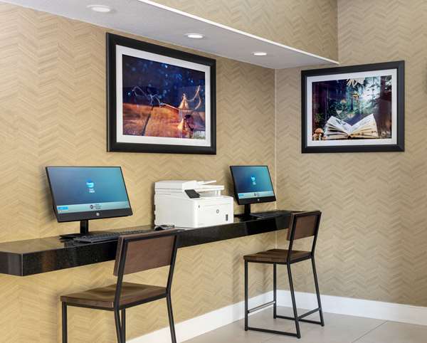 Conference Area - Best Western Plus Raffles Inn & Suites Anaheim