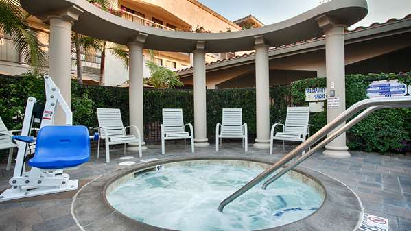 Pool - Best Western Plus John Wayne Airport North Hotel