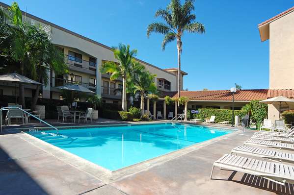 Pool - Best Western Plus John Wayne Airport North Hotel