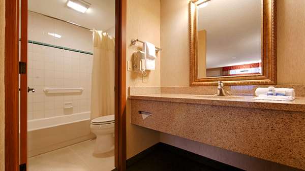  - Best Western Shadow Inn Woodland - I-5, Exit 538