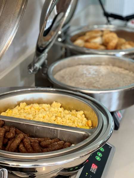 Amenities - Best Western Shadow Inn Woodland - I-5, Exit 538