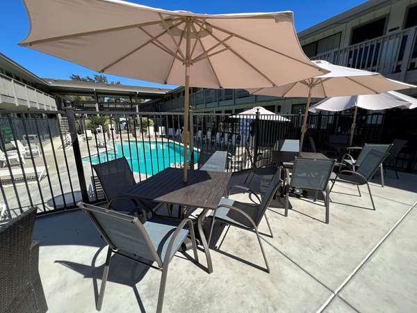  - Best Western Shadow Inn Woodland - I-5, Exit 538