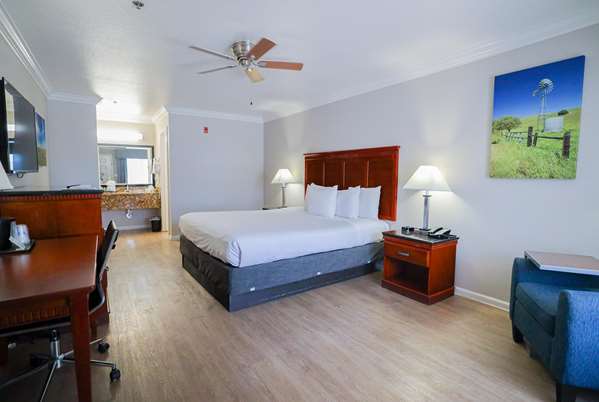  - Best Western Heritage Inn Bakersfield - I-5, Exit 253