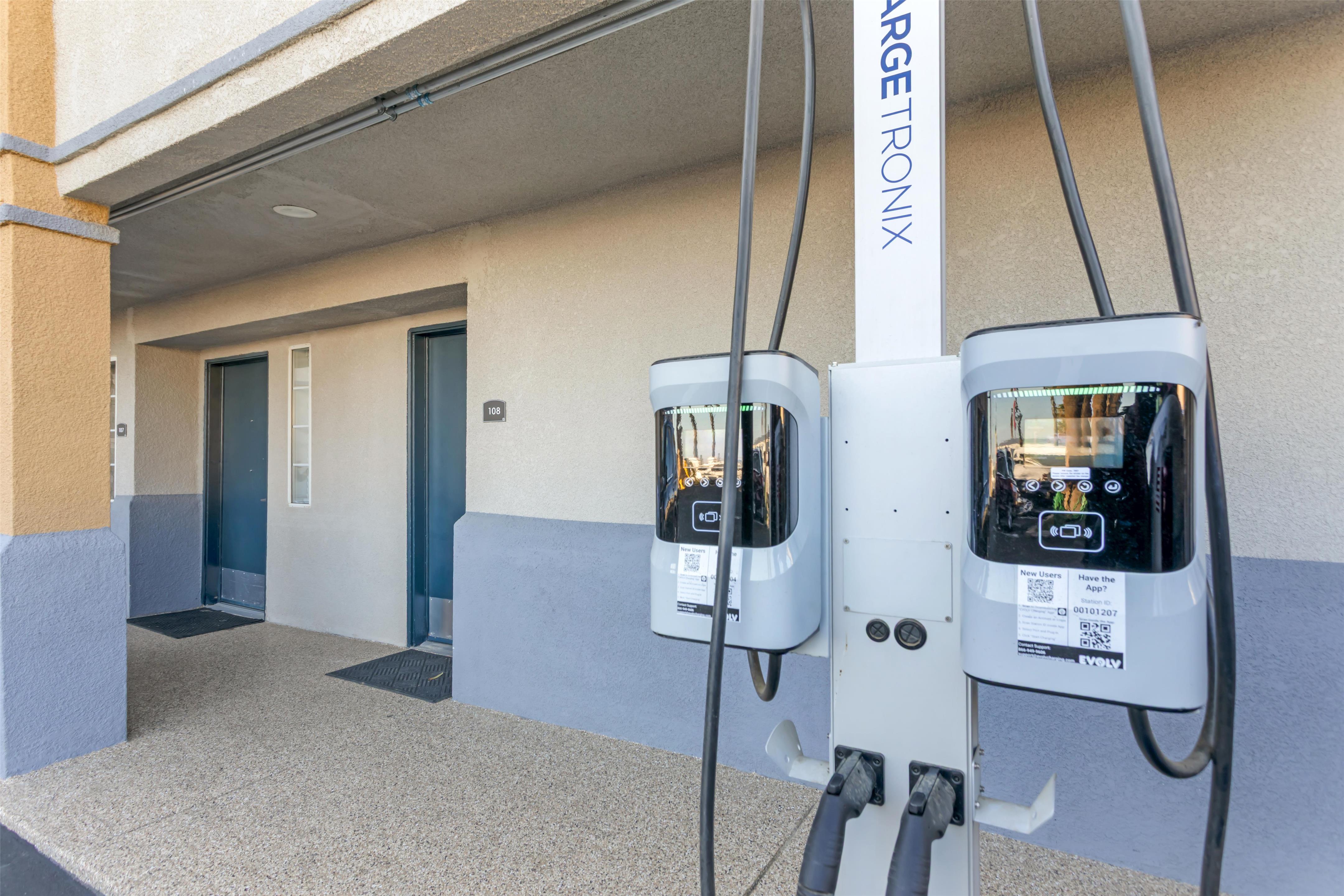 EV Charger | Best Western Kettleman City Inn & Suites