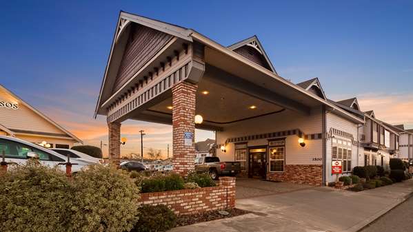 Exterior view - Best Western Plus Bayshore Inn Eureka