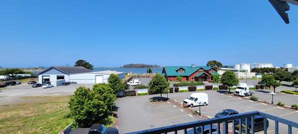  - Best Western Plus Bayshore Inn Eureka