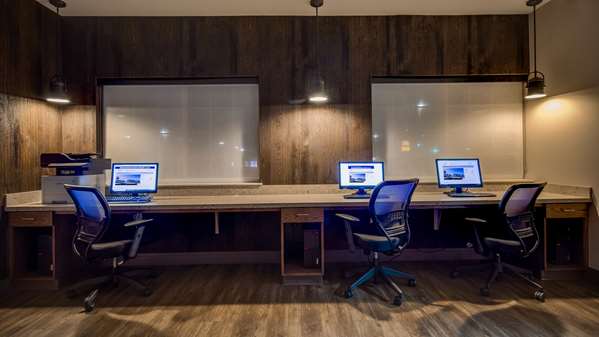 Conference Area - Best Western Plus Bayshore Inn Eureka