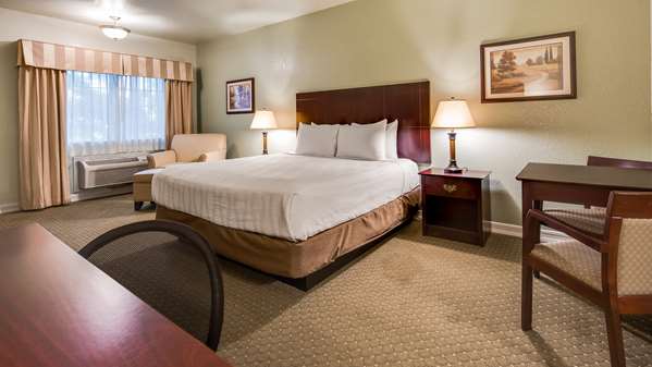  - Best Western Plus Bayshore Inn Eureka