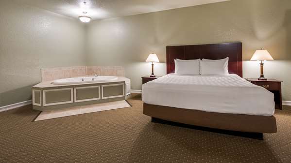  - Best Western Plus Bayshore Inn Eureka
