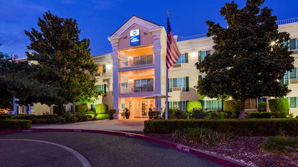 Exterior view - Best Western Clovis Cole Inn