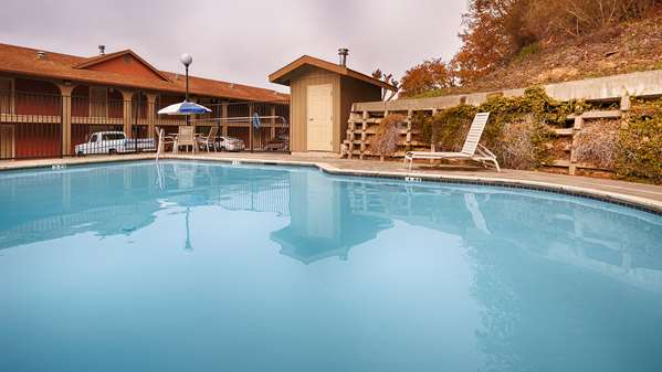 Pool - Best Western Willits Inn
