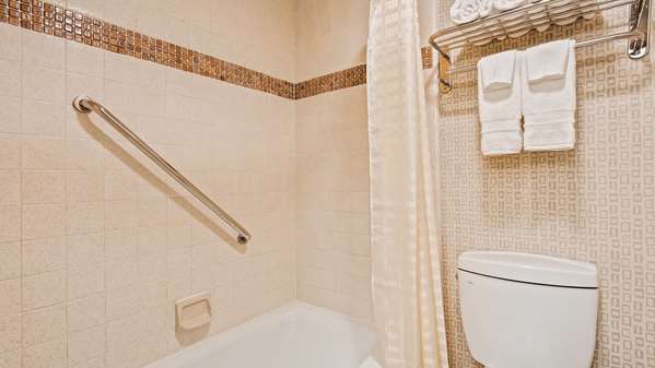  - Best Western Los Angeles Worldport Hotel Wilmington - I-110, Exit 4