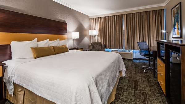  - Best Western Los Angeles Worldport Hotel Wilmington - I-110, Exit 4
