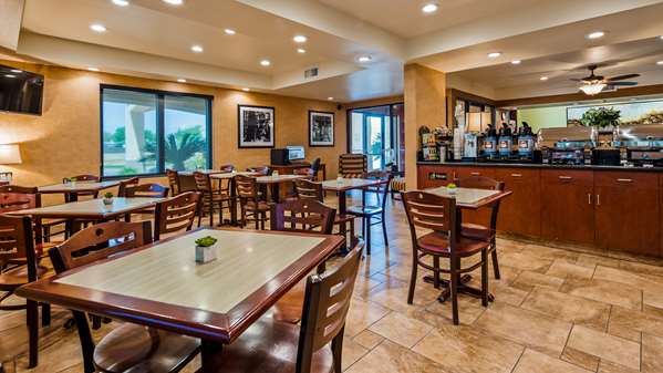Restaurant - Best Western Inn & Suites Exeter