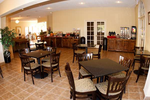 Restaurant - Best Western Plus Hill House Hotel Bakersfield