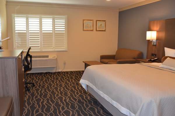  - Best Western Plus Hill House Hotel Bakersfield