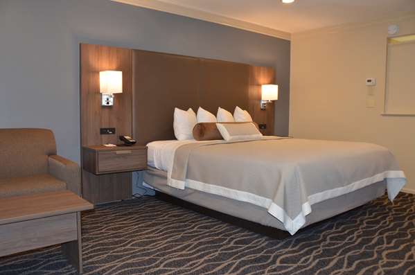  - Best Western Plus Hill House Hotel Bakersfield