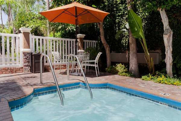 Pool - Best Western Plus Carriage Inn Sherman Oaks - I-405, Exit 64