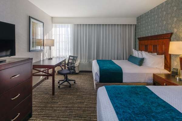  - Best Western Plus Carriage Inn Sherman Oaks - I-405, Exit 64