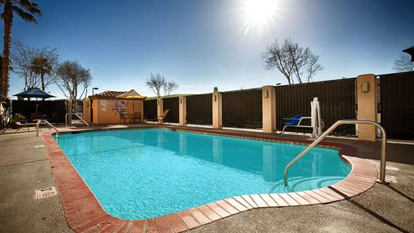 Pool - Best Western Plus Villa Del Lago Inn Patterson - I-5, Exit 434