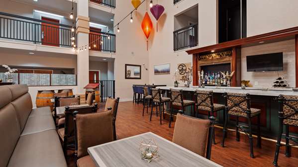 Restaurant - Best Western Plus Villa Del Lago Inn Patterson - I-5, Exit 434