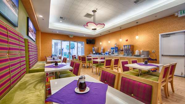 Restaurant - Best Western Plus Capitola By-the-Sea Inn & Suites