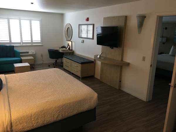 Suite - Best Western Plus Capitola By-the-Sea Inn & Suites