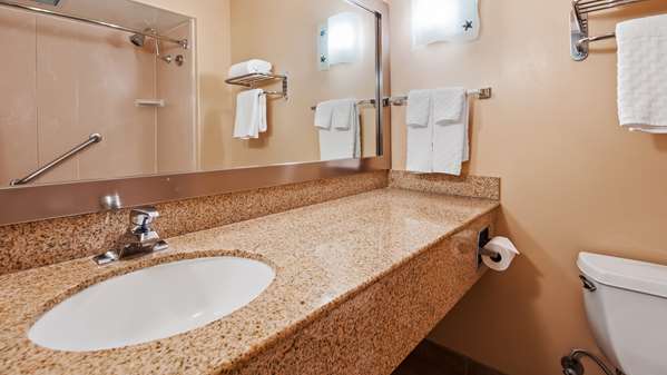  - Best Western Plus Capitola By-the-Sea Inn & Suites