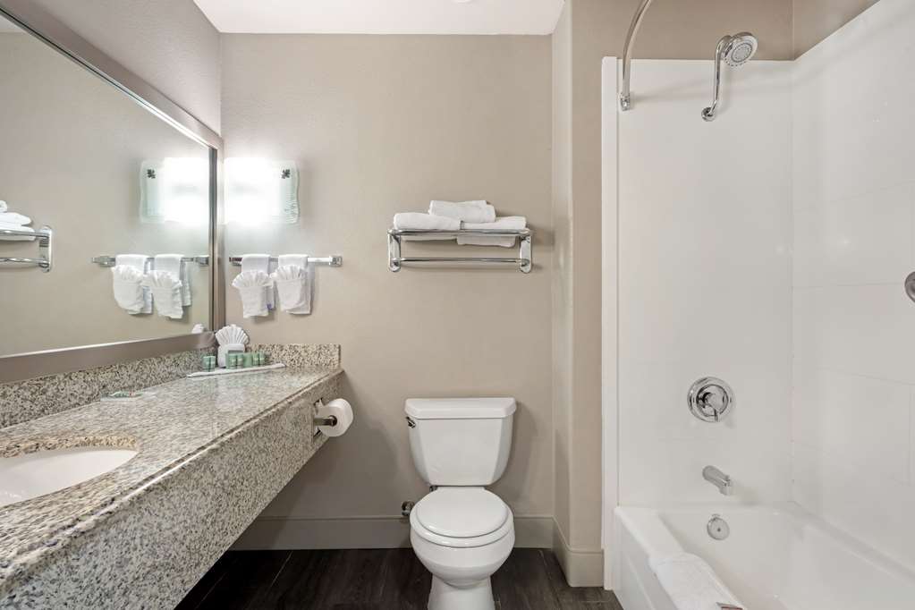 Best Western Cedar Inn & Suites-guestroom-Guest Room,Bathroom,On-Site.jpg