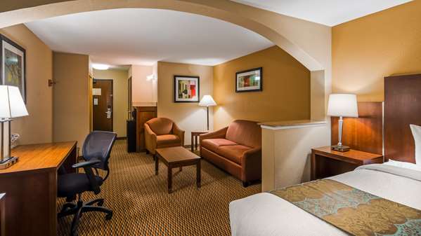 Suite - Best Western Plus Airport Inn & Suites Oakland