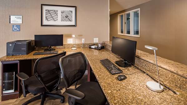 Conference Area - Best Western Plus Airport Inn & Suites Oakland