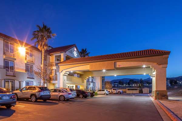 Exterior view - Best Western Plus John Jay Inn & Suites Palmdale - CA 14, Exit 35