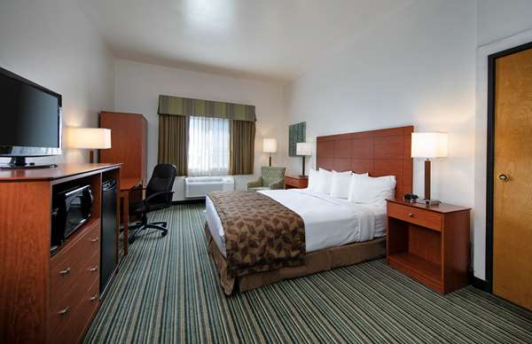  - Best Western Liberty Inn Delano