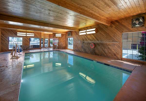 Pool - Best Western Liberty Inn Delano
