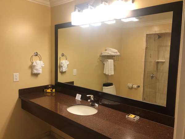 Suite - Best Western Plus Airport Plaza Hotel San Jose