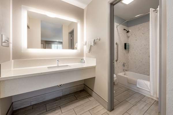  - Best Western Big Country Inn Coalinga - I-5, Exit 334