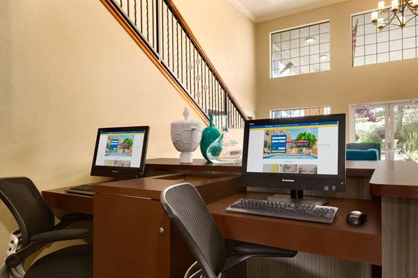 Conference Area - Best Western Liberty Inn Lebec - I-5, Exit 219