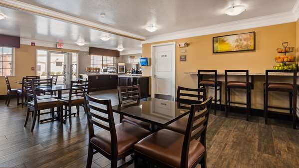 Restaurant - Best Western Liberty Inn Lebec - I-5, Exit 219