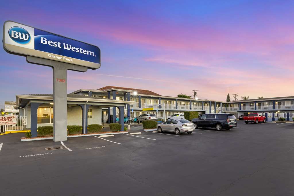 Best Western Orange Plaza