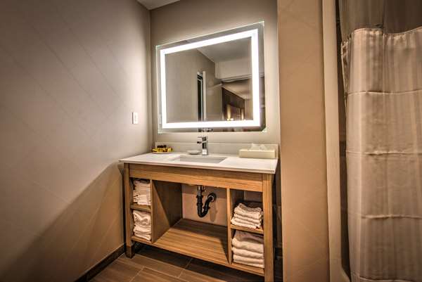 Suite - Best Western Plus Media Center Inn Suites Burbank