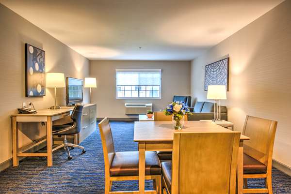 Suite - Best Western Plus Media Center Inn Suites Burbank